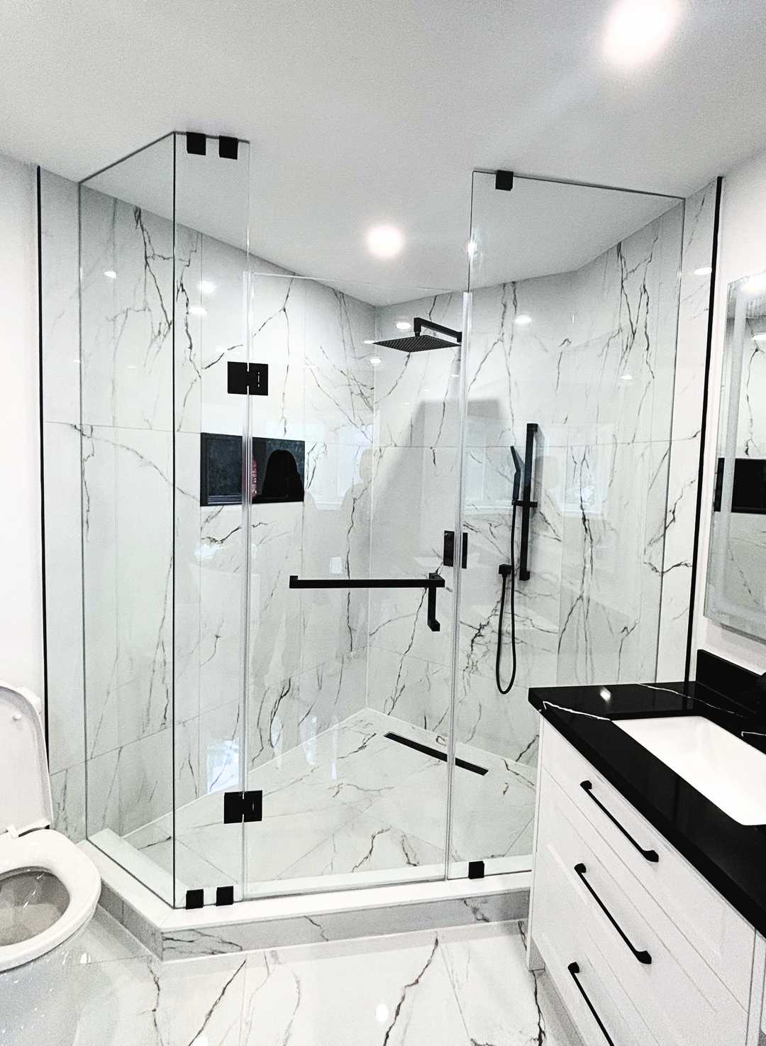 custom make up vanity with LED mirror*3 bathroom