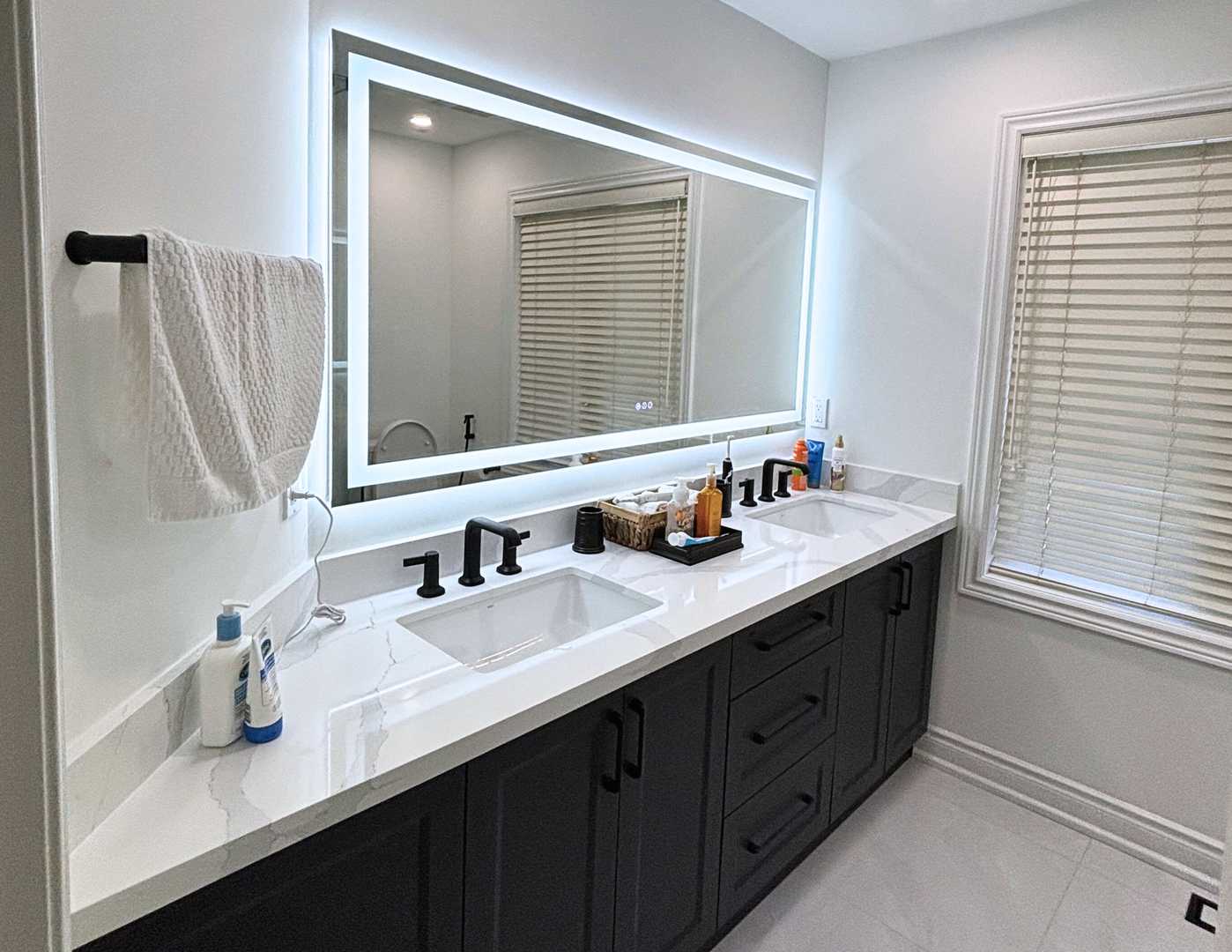 custom make up vanity with LED mirror*3 bathroom