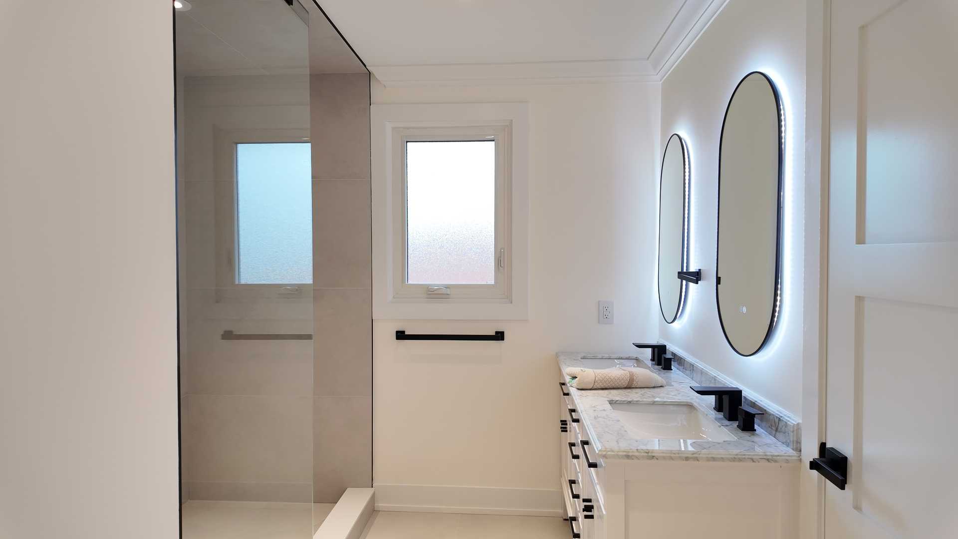 Floating vanity with white MDF tower, 24"*48" beige gray tile,