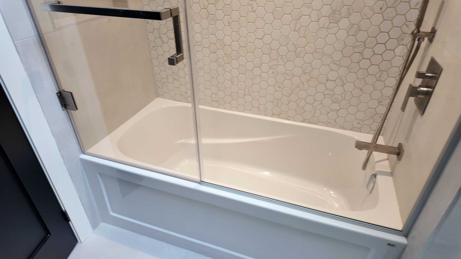 4 bathroom-fluted custom black vanity for share bathroom, avocado green