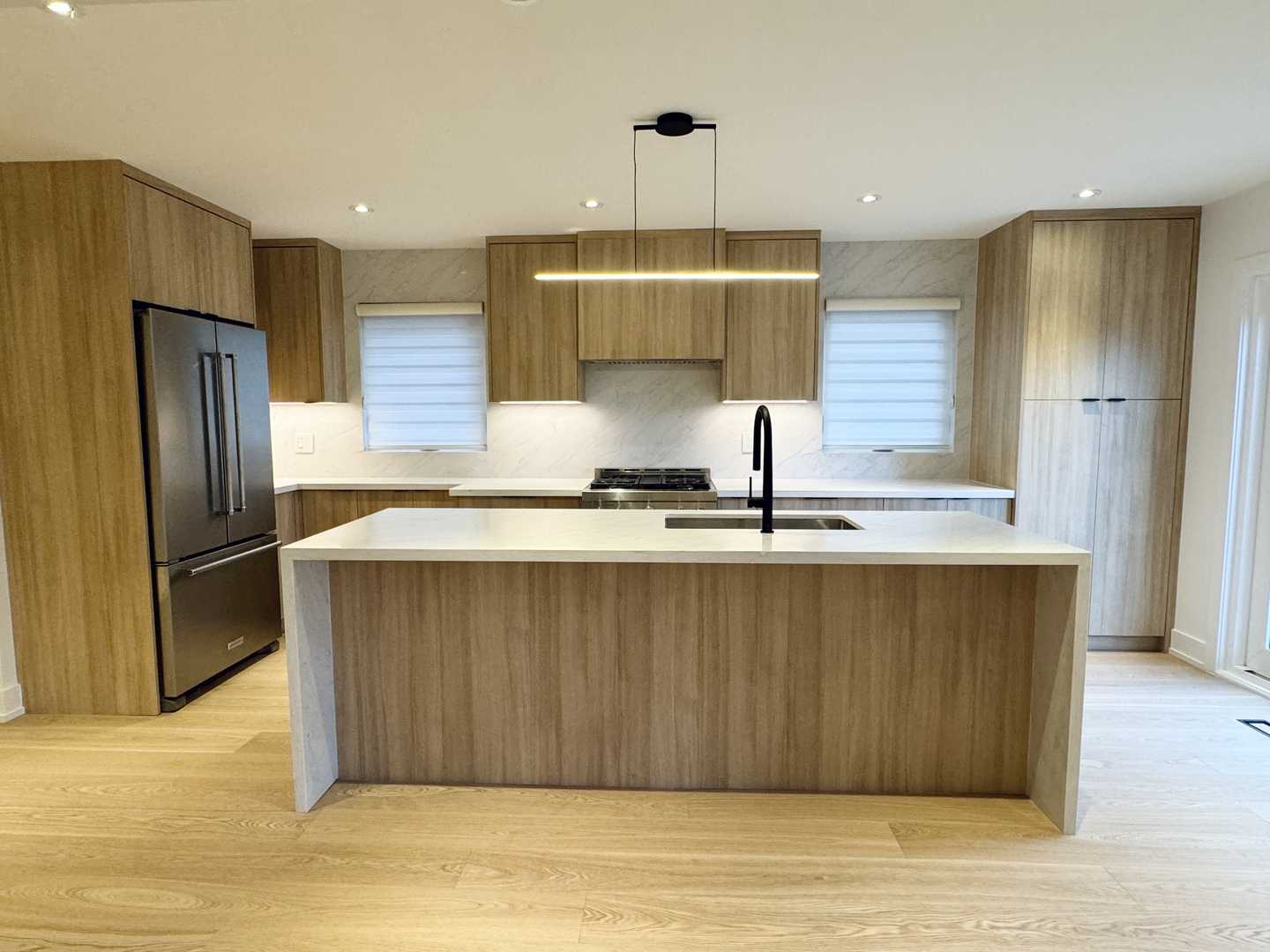 L shape kitchen-Wood panel cabinet with black fluted coffee bar,