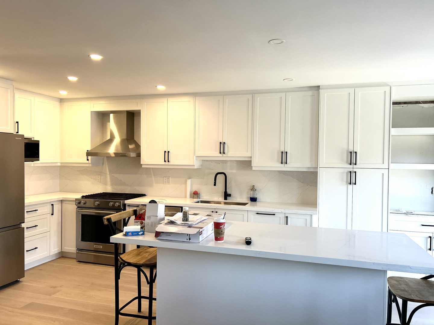 White shaker kitchen cabinets