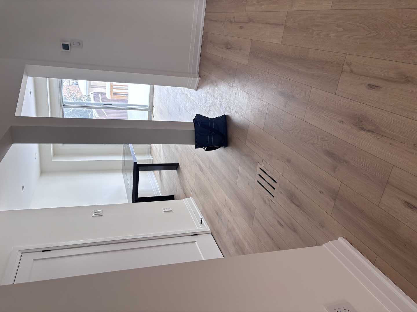 U SHAPE MDF shaker kitchen